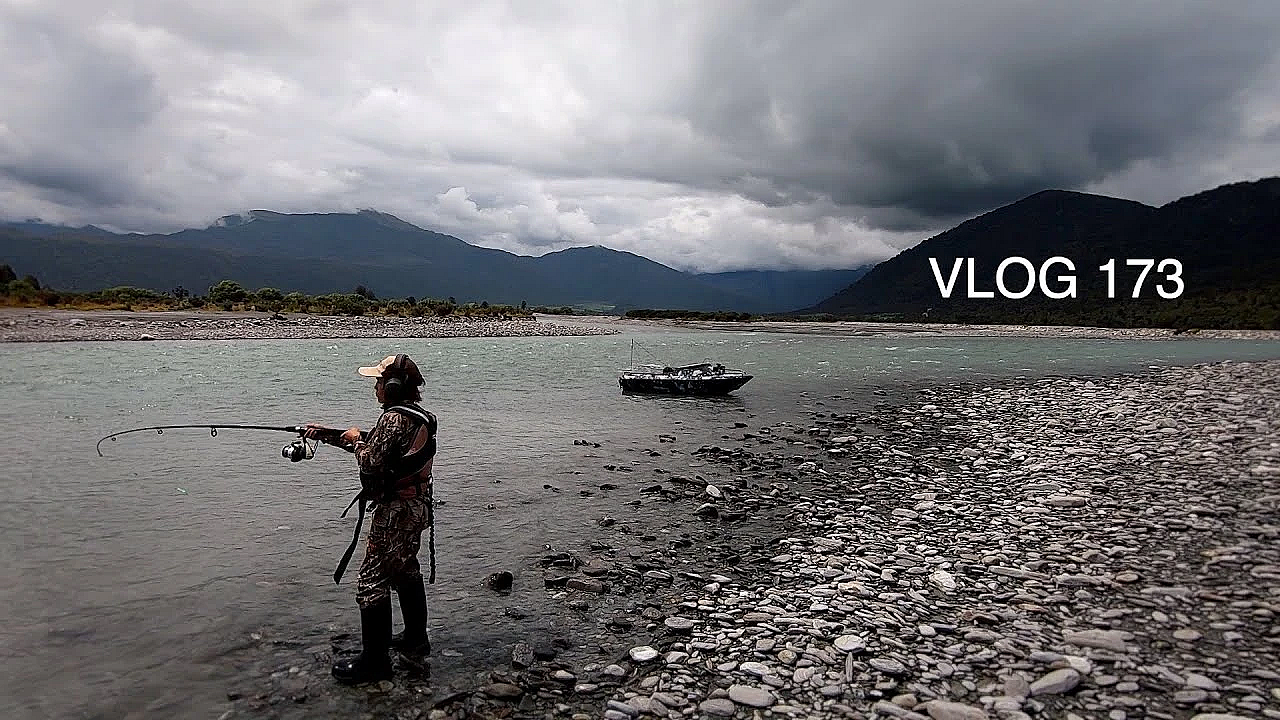 Josh James New Zealand Adventure Vlog 173 - The Salmon Graffiti Tuna Fish Penguin Dog Runner Overrer