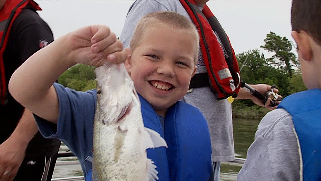 The Crappie Guys - Texas Parks &amp; Wildlife [official]