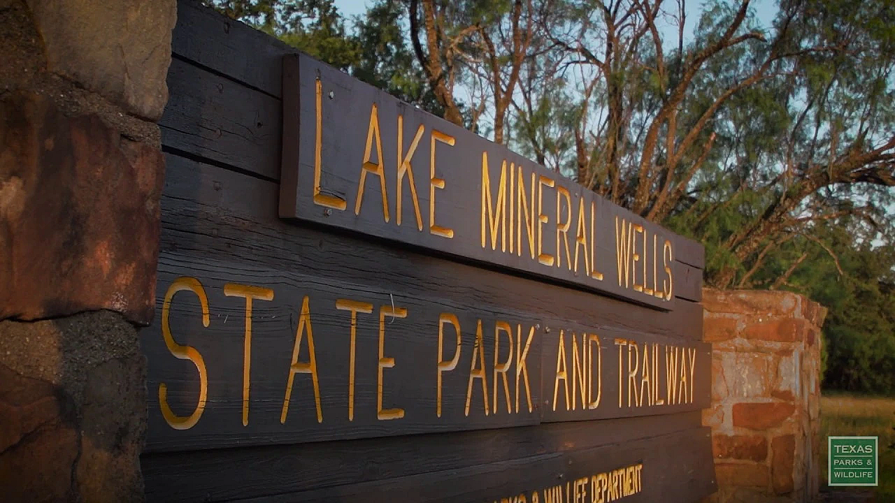 Lake Mineral Wells State Park - Postcard From Texas