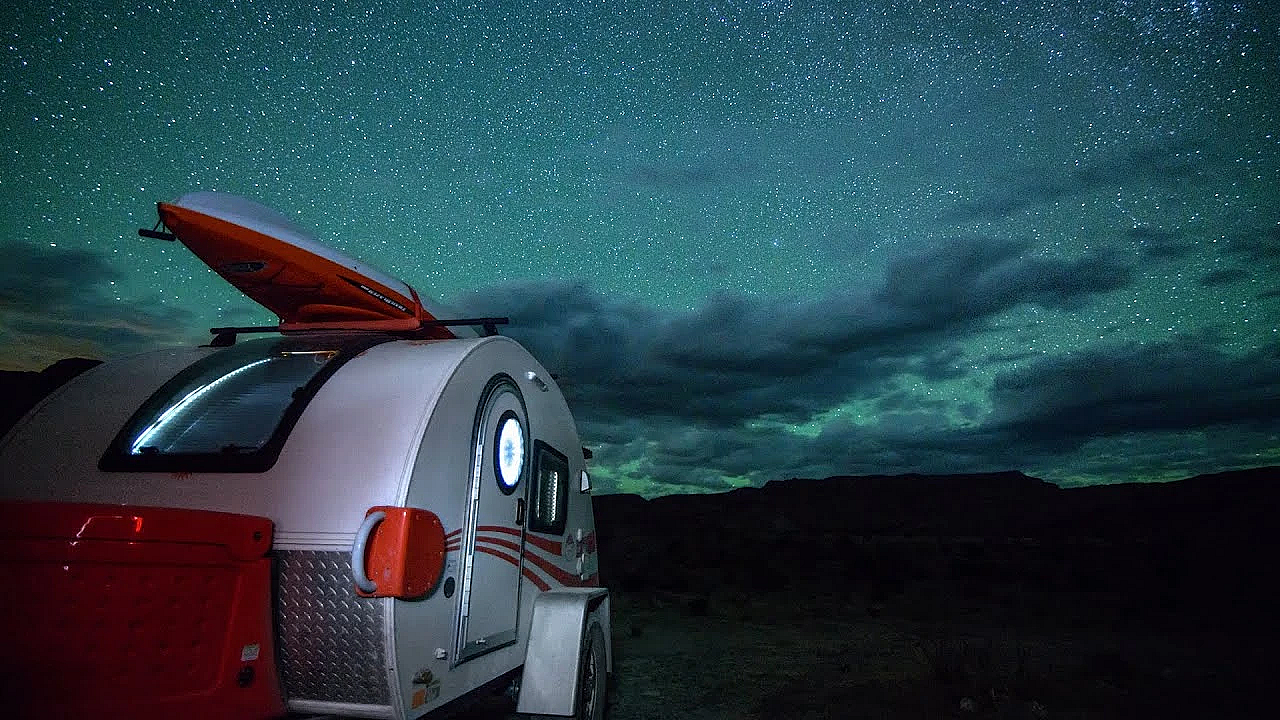 Pbs Show - Trailer Camera, Mapping Habitats, Traveling Photographer, #2821