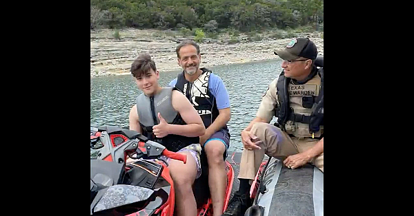 Playing Safe On The Fourth - Boating Safety