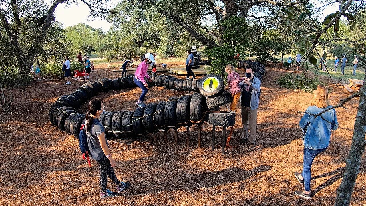 Pbs Show - Finding Fortlandia, Caprocks Bison, Fort Parker, #2926