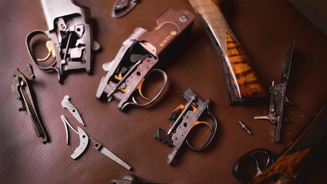 Sidelock, Boxlock And Trigger Plate - Shotgun Actions