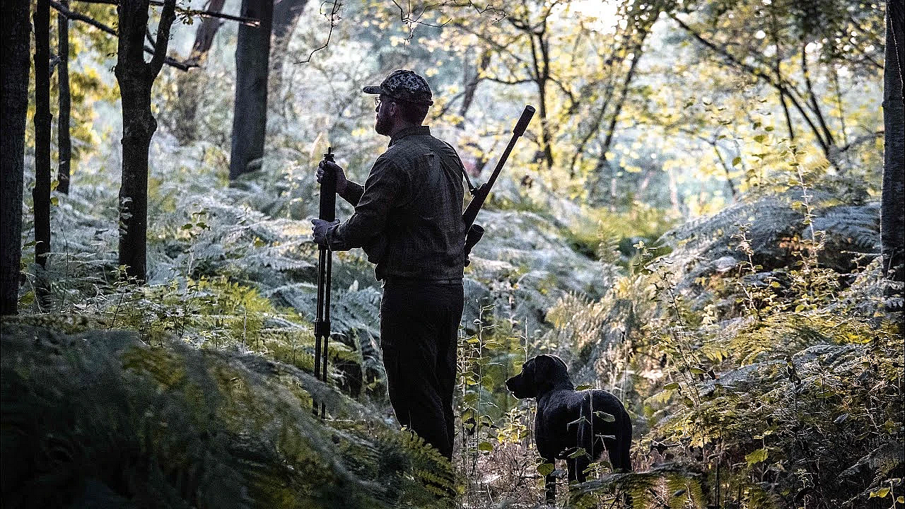 The Titanium &amp; Carbon Rifle