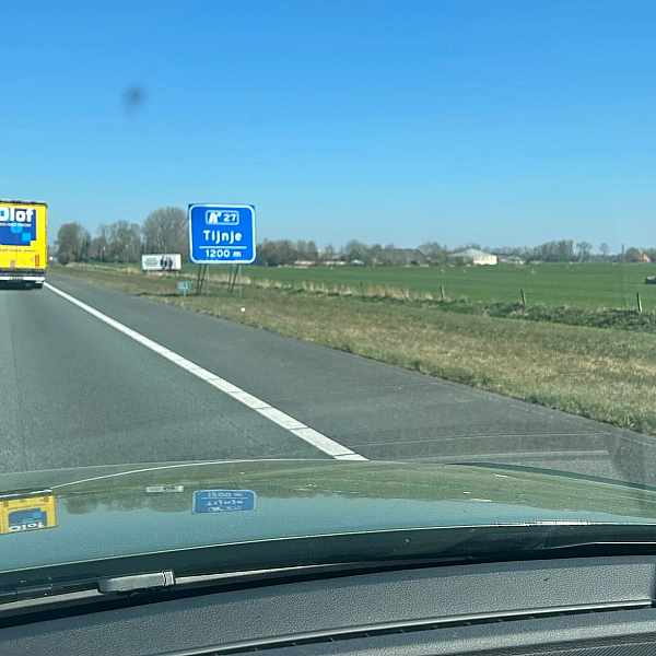 Jagen bij Tijnje, toeval